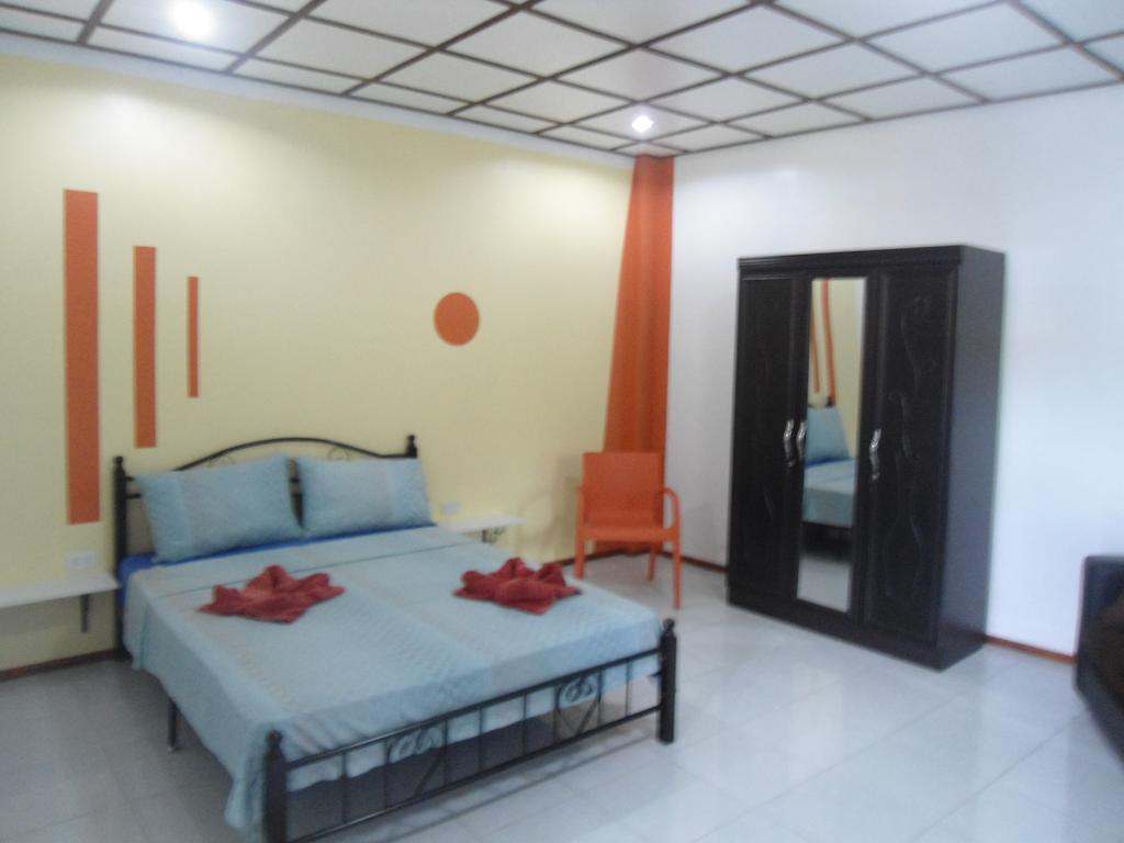 Menchu'S Pension House Panglao Rom bilde
